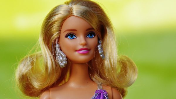 verf Geniet Herhaal Plastic fantastic: Bettina Dorfmann heeft meer dan achttienduizend Barbies  - LINDA.nl