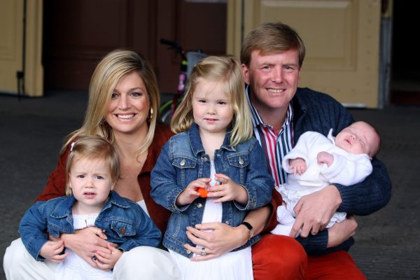 Fotoshoot Koninklijke Familie 2007, Prins Willem Alexander, prinses Maxima, Amalia, Alexia en Ariane