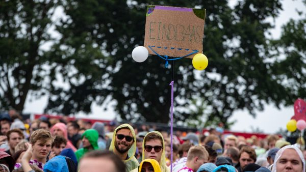 Buitenfestivals kunnen ondanks pandemie prima doorgaan volgens Lowlands en MOJO