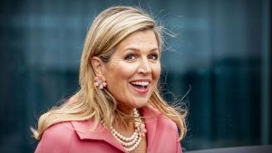 Thumbnail voor Modekoningin: Máxima's kledingstijl in 10 iconische looks