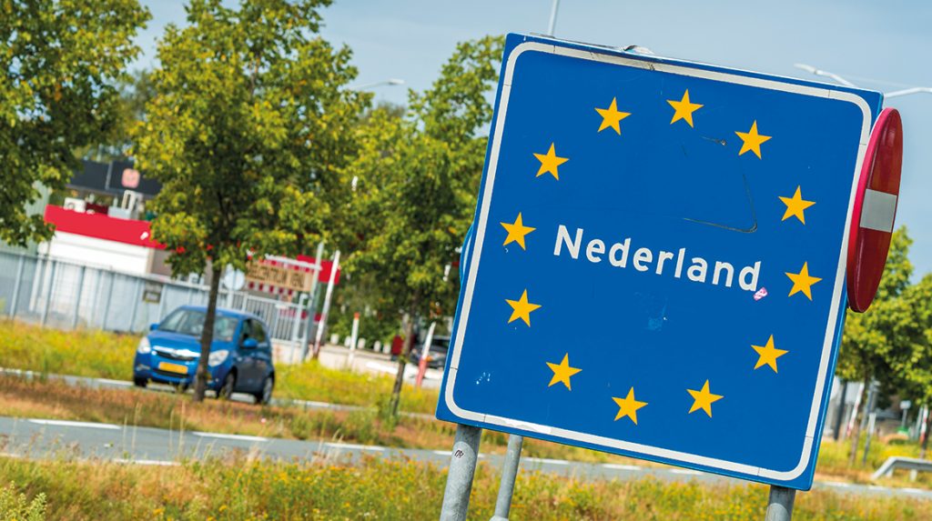 Anderhalve meter naar het zuiden- grens Nederland en België lag verkeerd