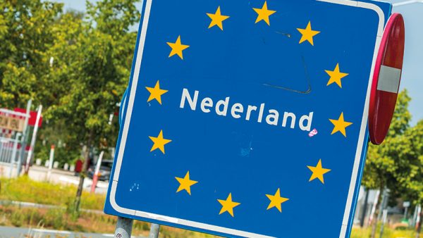 Anderhalve meter naar het zuiden- grens Nederland en België lag verkeerd