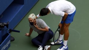 Thumbnail voor Novak Djokovic komt op voor lijnrechter US Open: 'Ze heeft niets verkeerd gedaan'