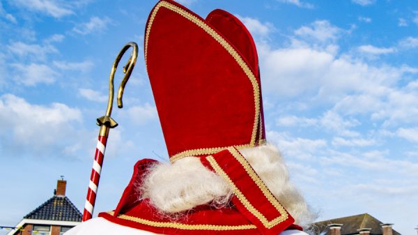 Landelijke sinterklaasintocht gaat door op geheime locatie zonder publiek