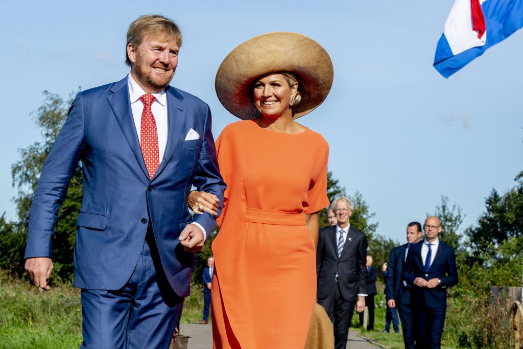 Koningspaar op streekbezoek