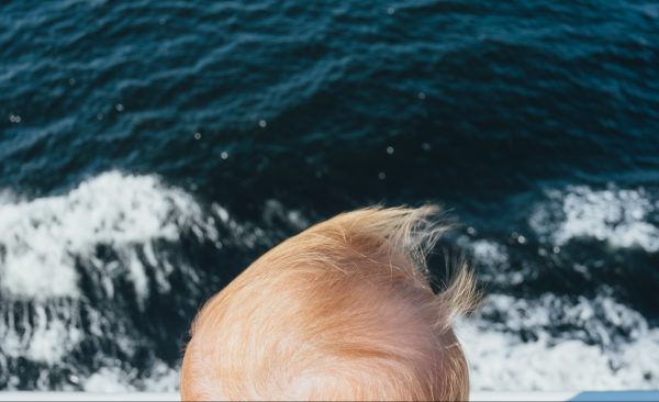 Ouders die zes maanden oude baby lieten waterskiën, reageren op kritiek