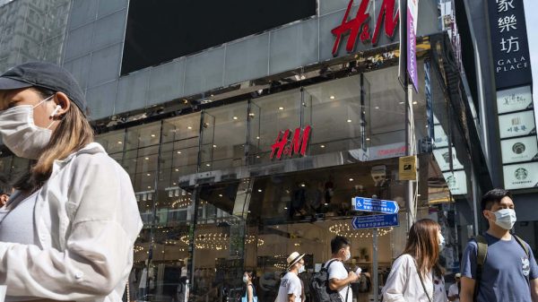 Hennes en Mauritz H & M H en M