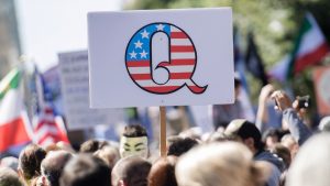 Facebook doet QAnon in de ban