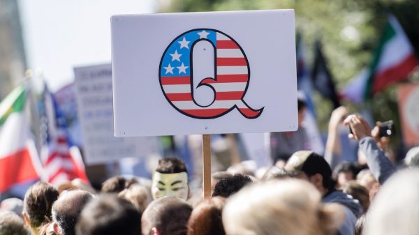 Facebook doet QAnon in de ban