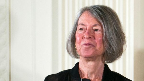 Amerikaanse dichteres Louise Glück wint de Nobelprijs voor de Literatuur