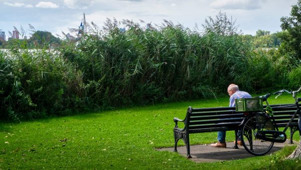 Ouderenbond vreest toename eenzaamheid ouderen door aangescherpte coronamaatregelen
