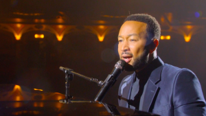 Thumbnail voor John Legend deelt emotionele post op Instagram over Chrissy en overleden zoon