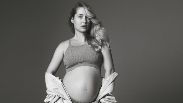navelstreng Rens Kroes over haar zwangerschap: 'Ik wil de navelstreng laten uitkloppen'