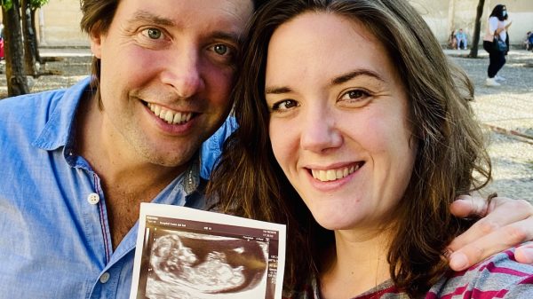 Bregje en Oscar Kazan zwanger na baarmoederhalskanker
