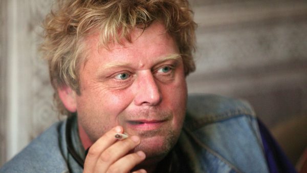 Katja Schuurman herdenkt regisseur Theo van Gogh die 16 jaar geleden werd vermoord