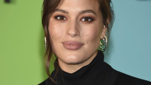 Ashley Graham over borstvoeding in het openbaar: 'Ik wil dat dit normaal wordt'