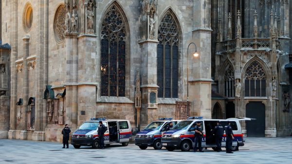 IS claimt aanslag in wenen
