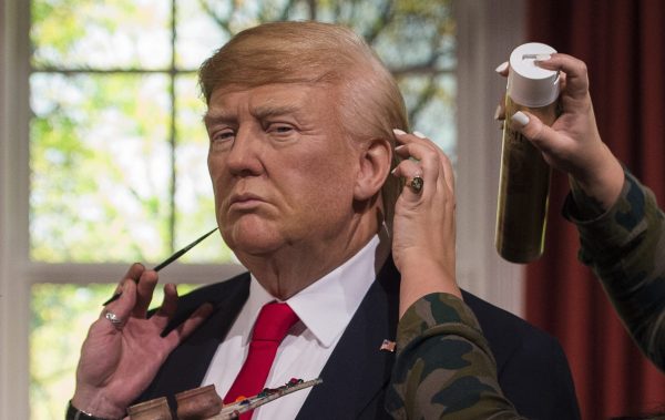 Madame Tussauds Londen transformeert Trump tot golfer