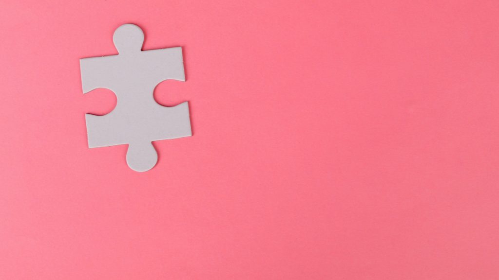 Puzzelstukje_ iedereen is zó hard aan het puzzelen geslagen, dat er nu een tekort is