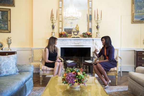 Michelle Obama ontving Melania Trump op 10 november 2016