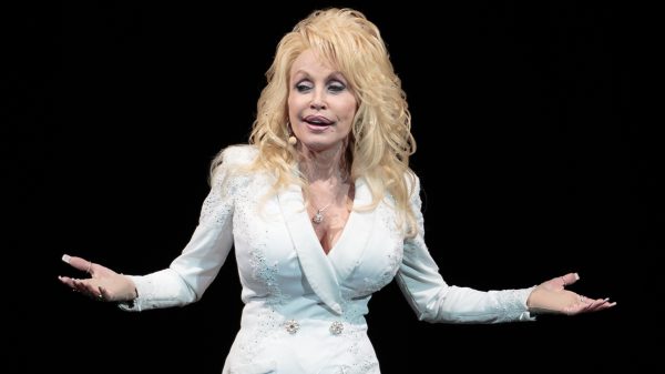 dolly parton coronavaccin