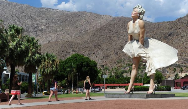 Gedoe in Palm Springs om pikant beeld van Marilyn Monroe