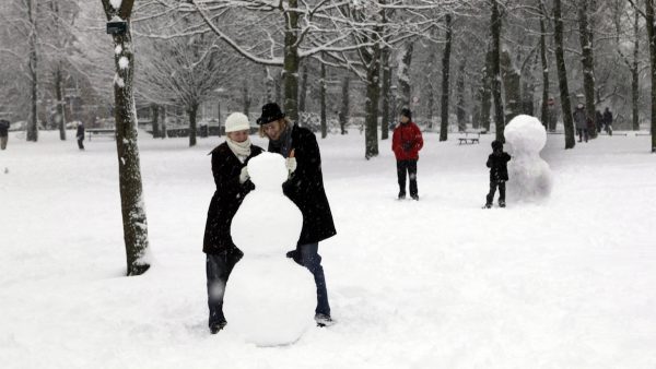 Wordt het een witte kerst, of toch niet? Dit zeggen de experts