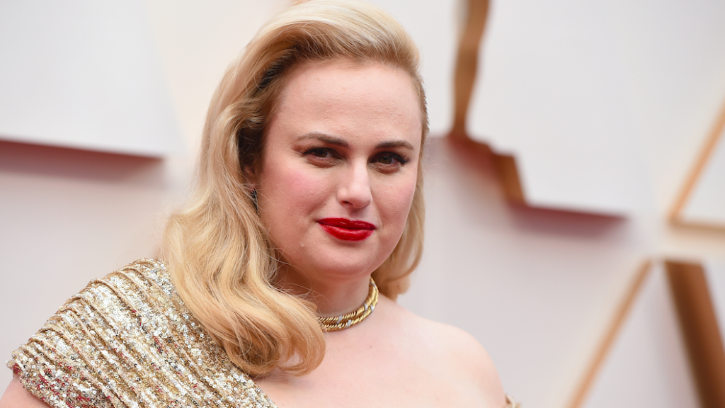 rebel wilson behaalt streefgewicht na omgooien leefstijl