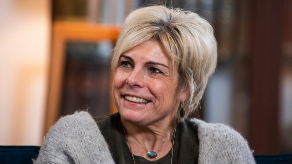 Prinses Laurentien spreekt met mensen met een beperking: ‘Ga waarschijnlijk hele foute dingen zeggen’