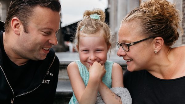 Marjoleins dochter Emma (6) had leukemie: 'Ik zal nooit meer een onbezorgde moeder zijn'