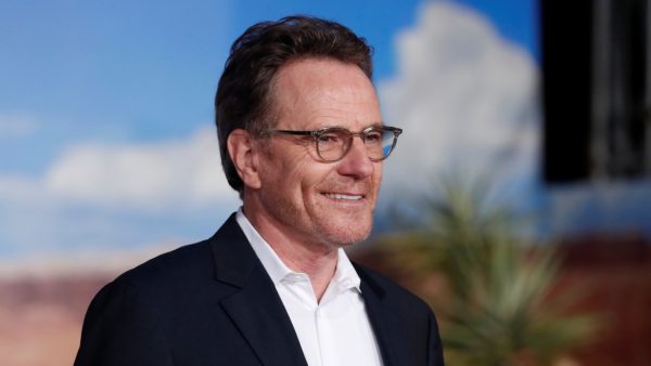 Acteur Bryan Cranston nog niet volledig hersteld van het coronavirus
