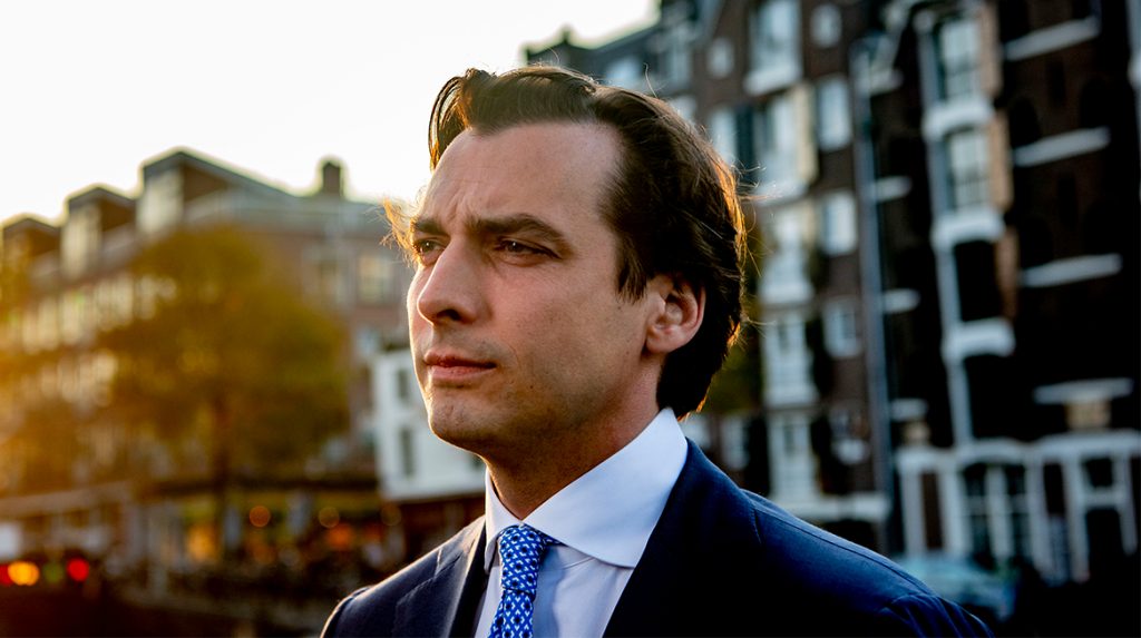 Thierry Baudet wint referendum en blijft tóch partijleider Forum voor Democratie