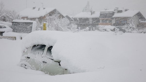 problemen in Alpen door zware sneeuwval