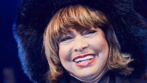Thumbnail voor Tina Turner blikt terug op haar gewelddadige huwelijk met Ike Turner