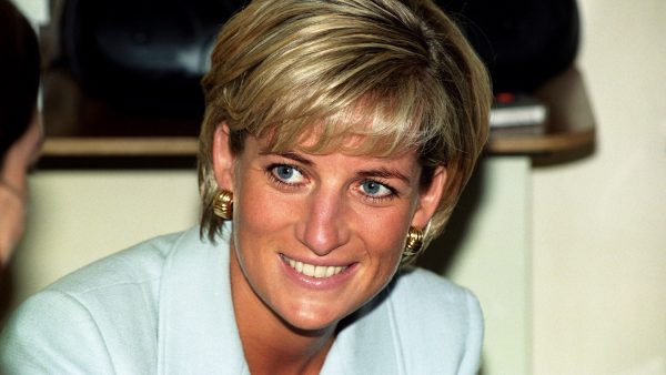prinses-diana-wraak-outfits-scheiding-charles