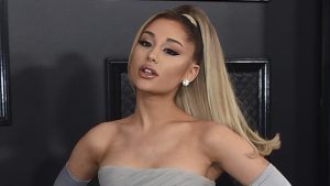 ariana grande verloofd