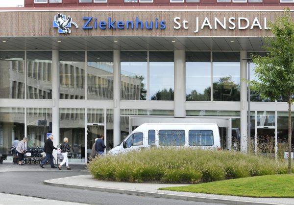 Ziekenhuis St Jansdal Harderwijk last patiëntenstop in vanwege coronadrukte