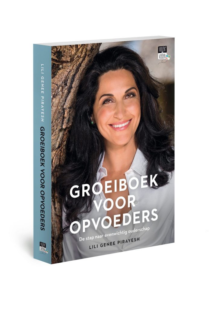 Lili Genee Pirayesh schreef het ‘Groeiboek voor Opvoeders’: ‘Van op je bek gaan, leer je'