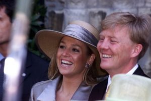 Thumbnail voor Koning Willem-Alexander vroeg Máxima twintig jaar geleden ten huwelijk en zo ging dat