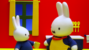 Thumbnail voor Chinese kunstenaar plakt snavel op Nijntje, pleegt plagiaat volgens media
