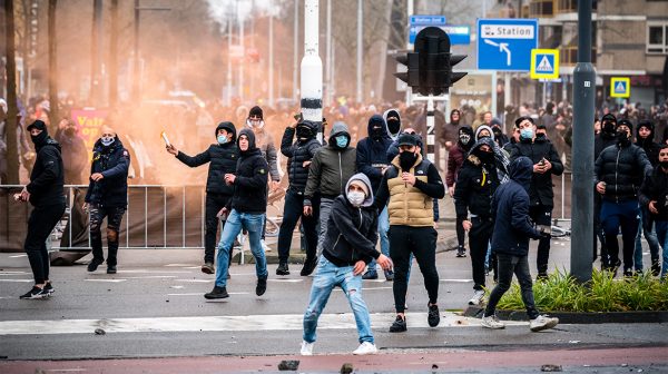 Steeds meer geweld tegen pers- ‘Ze zien ons als landverraders’_