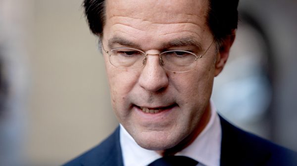 Slachtoffers van toeslagenaffaire doen aangifte tegen premier Rutte