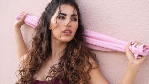 Thumbnail voor Yolanthe Cabau richt eigen lifestyle platform op: 'Positiviteit werkt aanstekelijk'