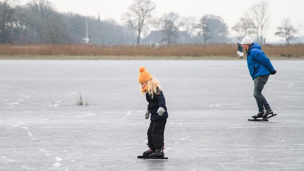 Schaatsen mag (gelukkig), maar dit zijn de regels die erbij komen kijken