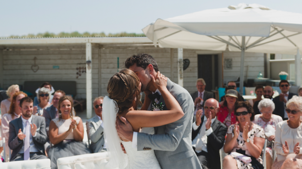 Melissa strandtent in de fik