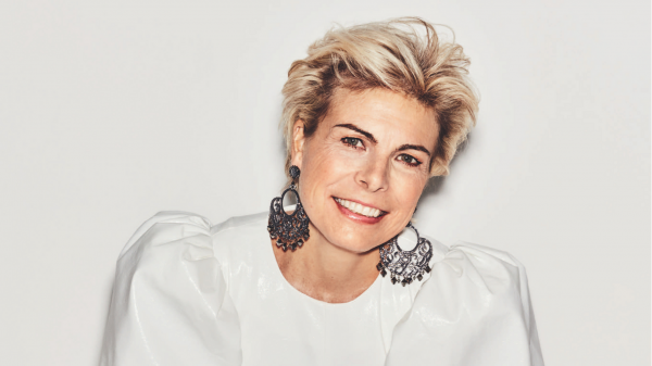 PRINSES LAURENTIEN BIEDT LUISTEREND OOR AAN KINDEREN VAN GEDUPEERDEN TOESLAGENAFFAIRE