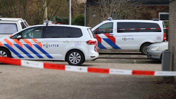 Kinderen verdacht van steekpartij in Amsterdam-Noord, slachtoffer is een tiener