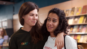 Thumbnail voor Wereldrelease film ANNE+ gevierd met Queer datingboot