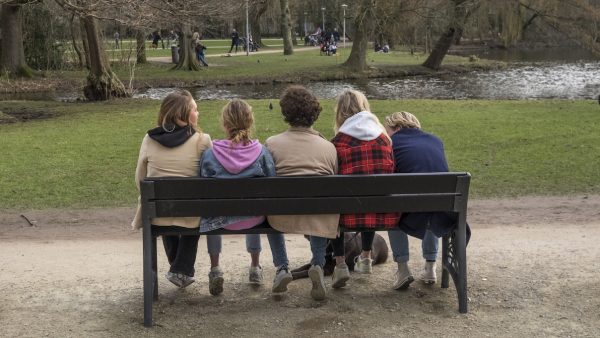 Vondelpark (en andere parken) bomvol door prachtige lentedag