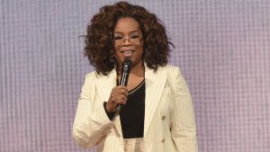 Thumbnail voor Oprah Winfrey onder vuur om ongepaste vraag over gewicht aan Olsen-tweeling